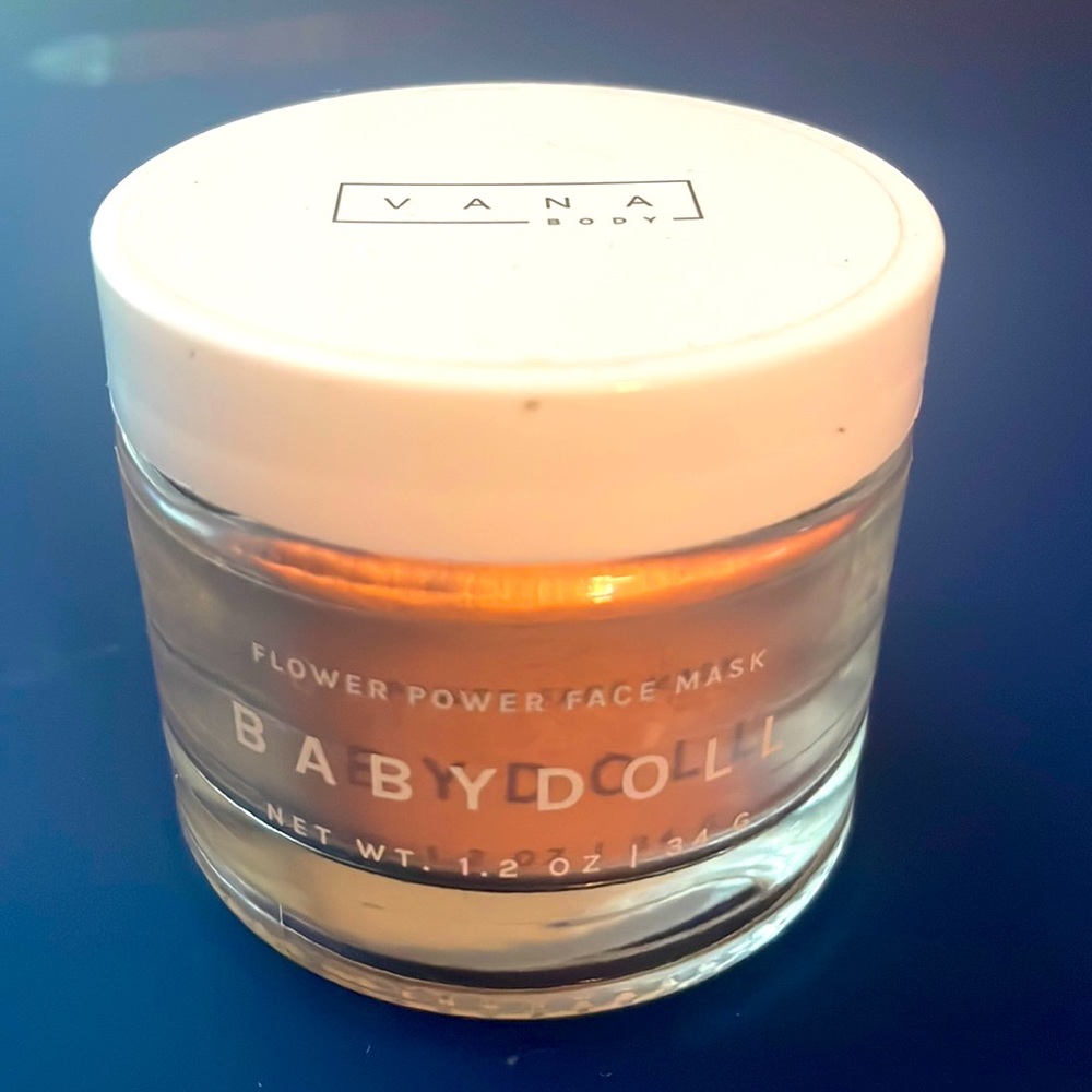 NEW Vana Body Babydoll Face Mask
